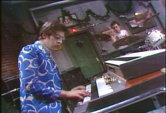 File:1977-12-17 Saturday Night Live 070.jpg