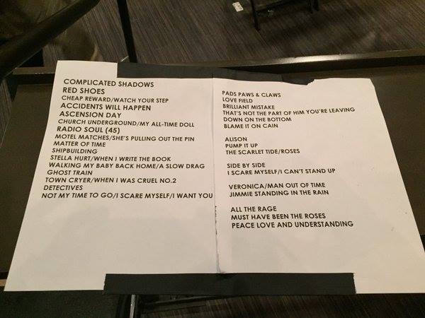 File:2016-03-30 San Francisco stage setlist 1.jpg