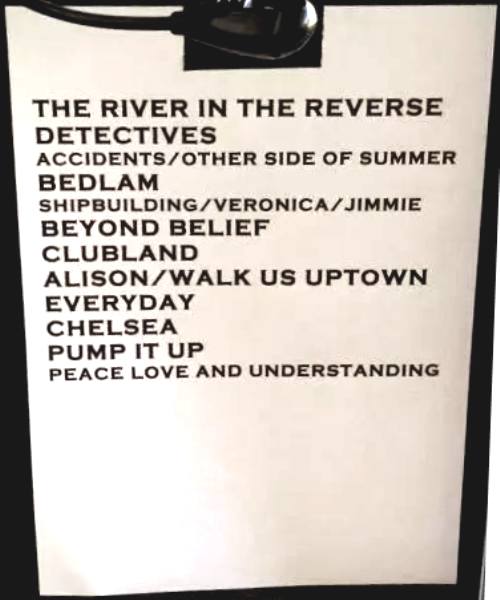 File:2015-07-13 Los Angeles stage setlist.jpg