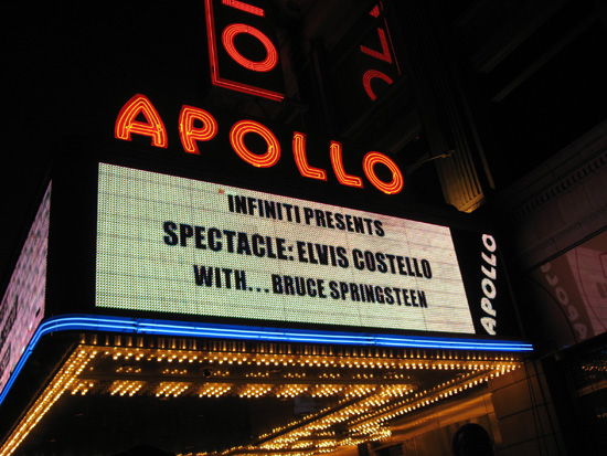 File:2009-09-25 Spectacle marquee 3.jpg