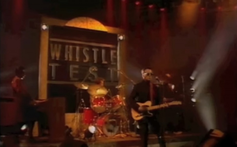 File:1986-05-27 Old Grey Whistle Test screencap 10.jpg