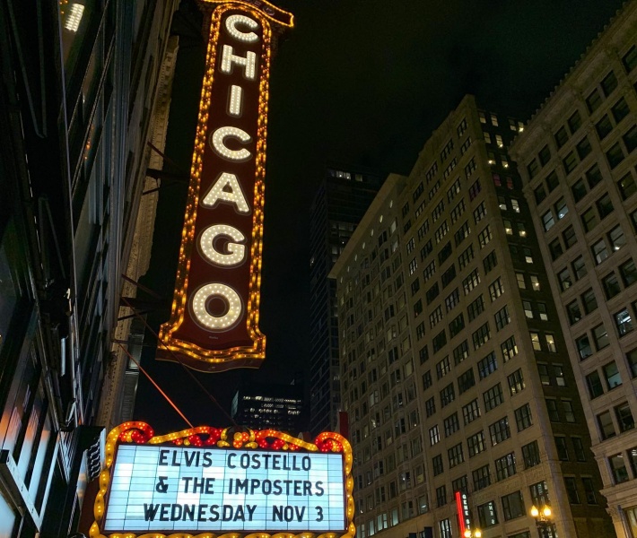 File:2021-11-03 Chicago marquee photo 02 p.jpg