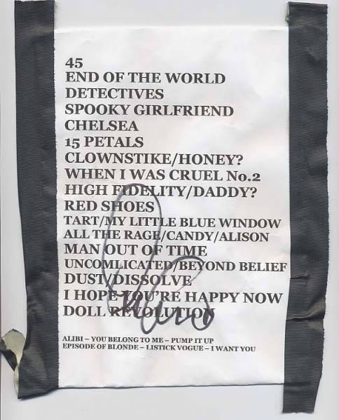 File:2002-06-02 Denver stage setlist.jpg