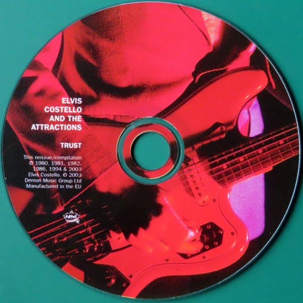 File:2CD TRUST BONUS DISC1.JPG
