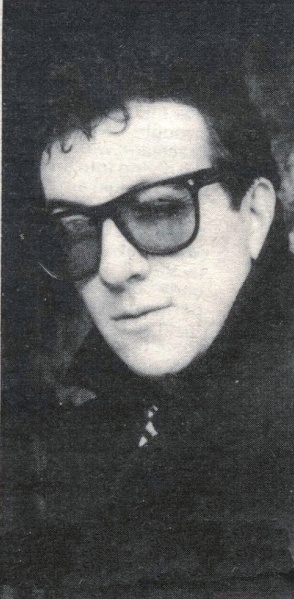 File:1981-10-31 Melody Maker photo 03 ts.jpg